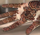 Bushra Mehndi Design