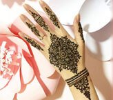 Left Hand Mehndi Design