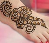 Noreen Simple Mehndi Design