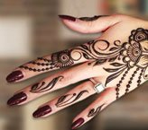 Rida Beautiful Mehndi Design