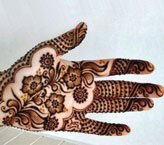 Sobia Simple Mehndi Design